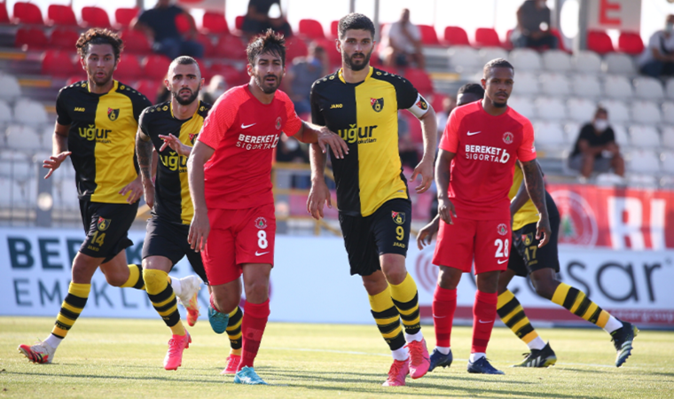 TFF 1. Lig'de Ümraniyespor, İstanbulspor'u mağlup etti