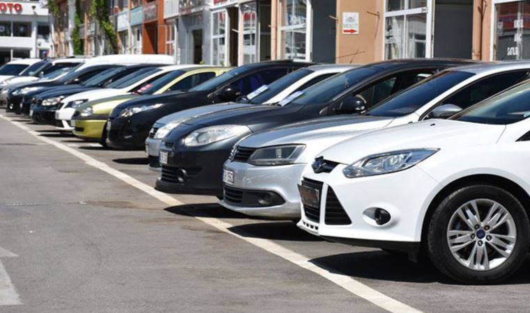 Ceylan açıkladı: İkinci el araba fiyatı ne zaman düşecek?