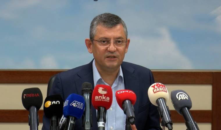 Özgür Özel'den, Çelik'in göçmenlerle ilgili sözlerine sert yanıt : Uyan da balığa gidelim