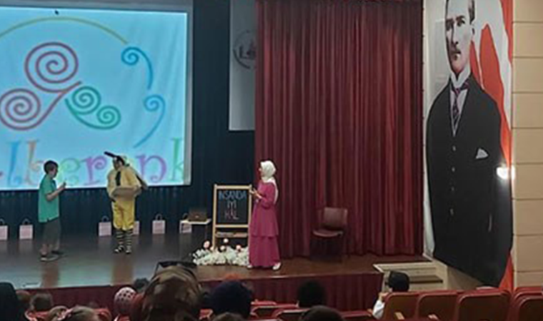 MEB, görevini cemaatlere teslim etti!