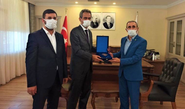 Yeni Milli Eğitim Bakanı Özer, HÜDA-PAR temsilcilerini kabul etti
