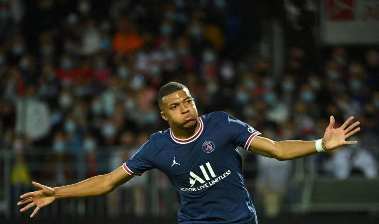 PSG, Kylian Mbappe'nin transferi için Real Madrid'in teklifi reddeti