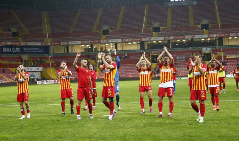 Kayserispor, Cenk Gönen’i kadrosuna kattı