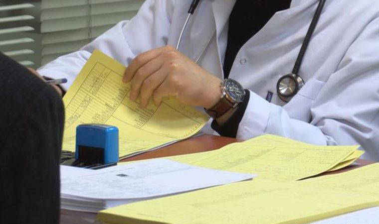 Aile hekimleri bir kez daha iş bırakıyor