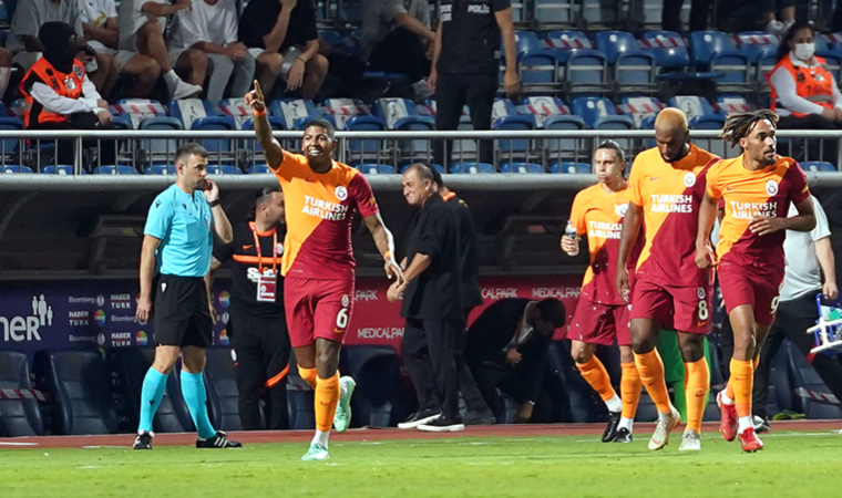 Patrick van Aanholt, Galatasaray formasıyla ilk golünü attı