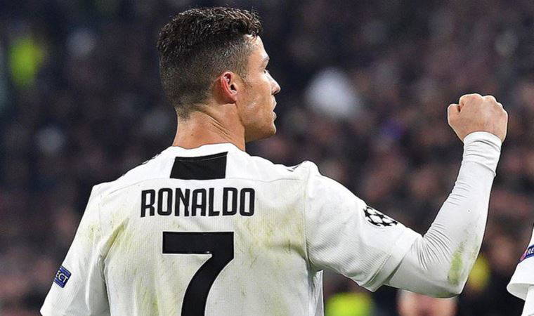 Ronaldo, Manchester United’a transfer oldu!