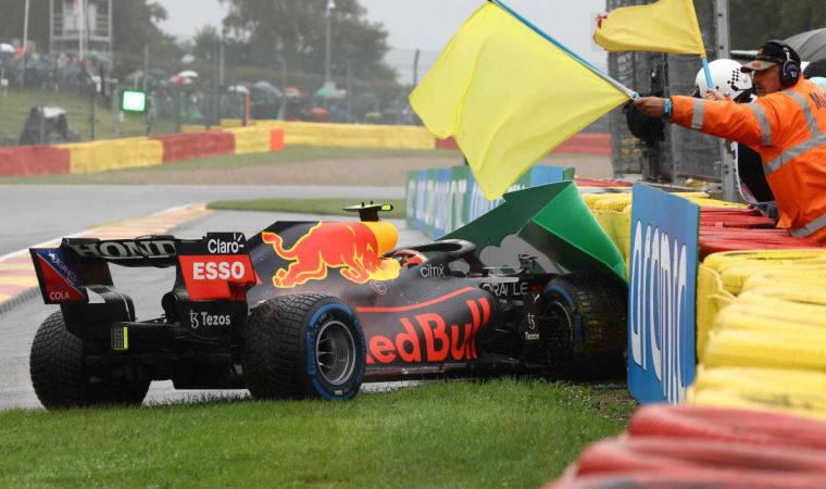 Sergio Perez, Belçika Grand Prix'sinden çekildi