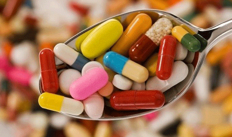 Uzmanı uyardı: Aşırı ağrı kesici kullanımı baş ağrısı yapabilir