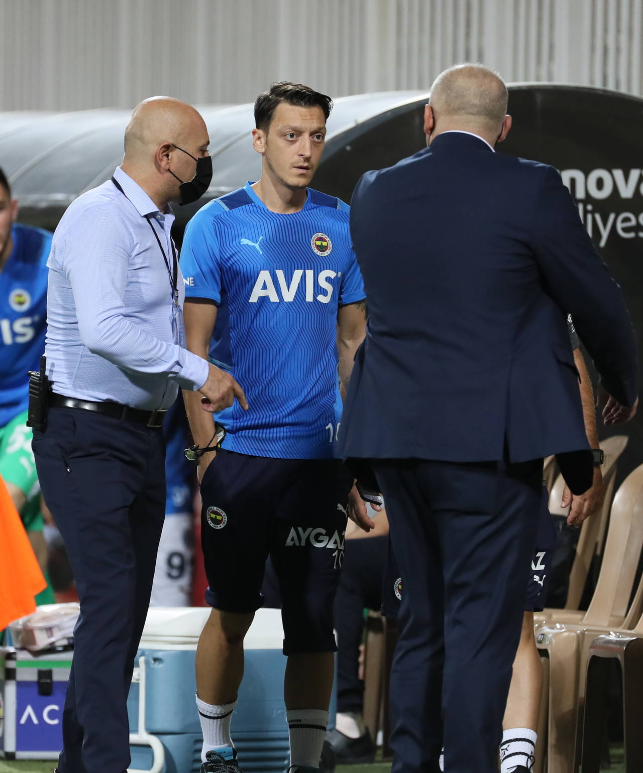 Ünlü gazeteci Serdar Ali Çelikler'den Mesut Özil yorumu