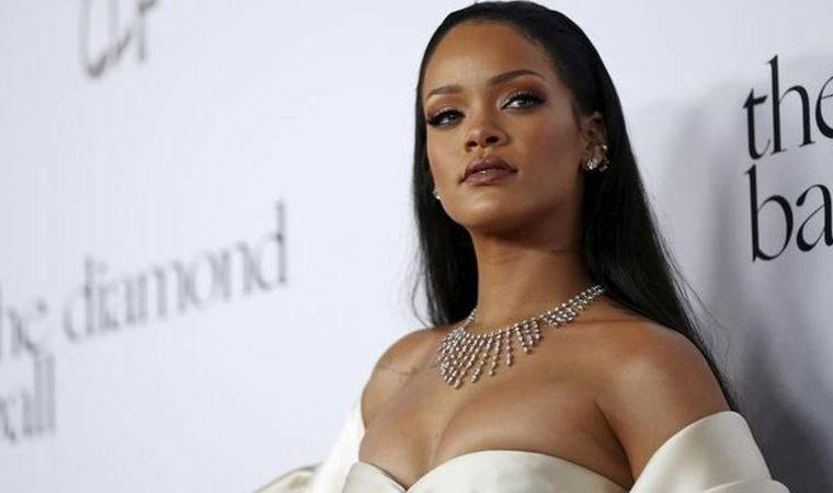 Rihanna artık 'milyarderler' listesinde: Servetinin ana kaynağı ise 'müzik' değil