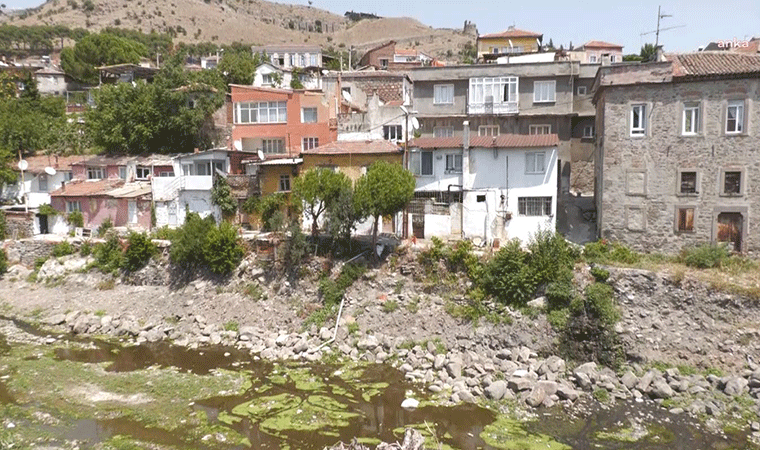 İzmir'de 'acele kamulaştırma' tepkisi: 134 haneye çökmek için izin çıkarmışlar