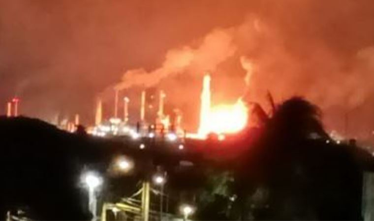 Meksika’da petrol rafinerisinde korkutan yangın