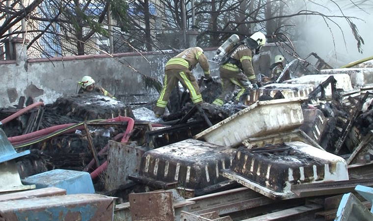 İstanbul'da korkutan yangın (08.08.2021)