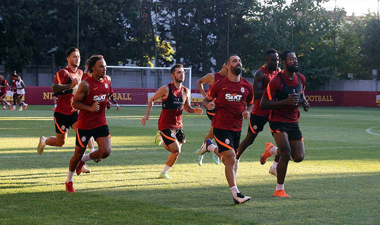 Galatasaray, St. Johnstone maçı hazırlıklarını sürdürdü (08.08.2021)