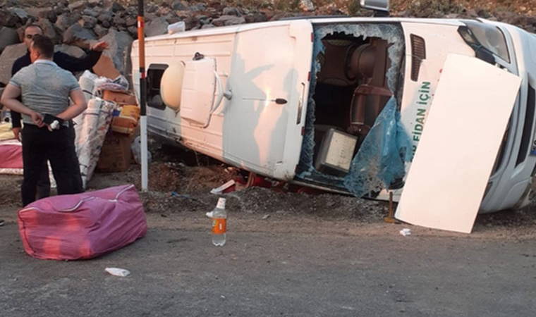 Düğün dönüşünde facia gibi kaza