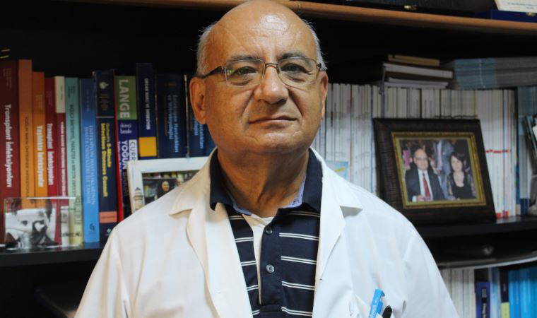 Prof. Dr. Yalçın yoğun bakımlardaki durumu anlattı, beklenen yeni varyantı açıkladı