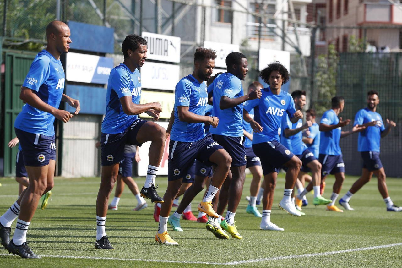 Süper Lig'de 2021-2022 sezonunun en pahalı transferi Victor Nelsson