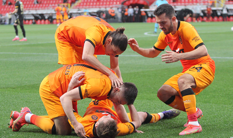 Bundesliga ekipleri Kerem Aktürkoğlu'nu takibe aldı