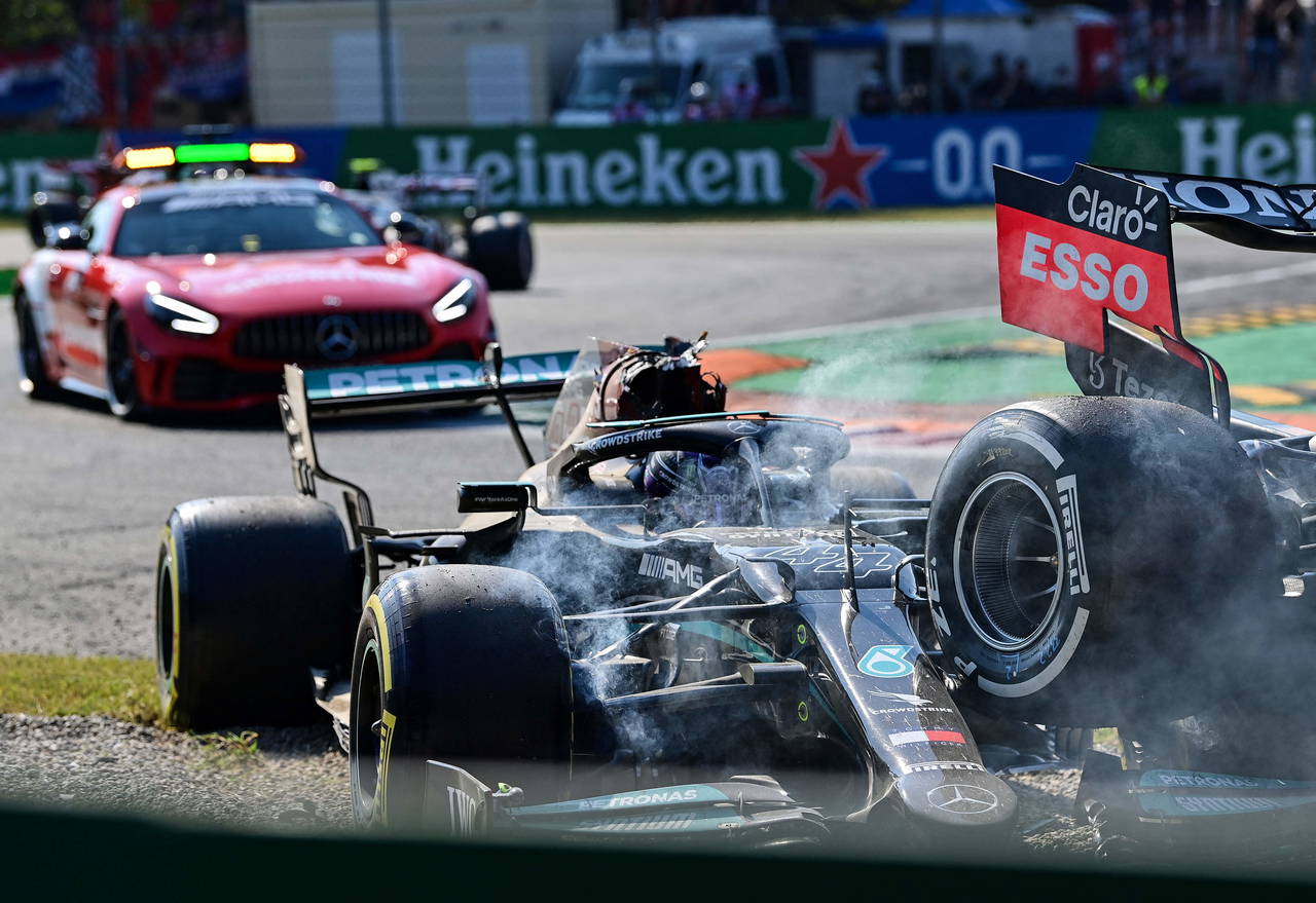 Formula 1'de Max Verstappen, Hamilton’un üstüne çıktı