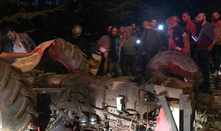 Sakarya'da feci kaza:  Traktörün altında can verdi