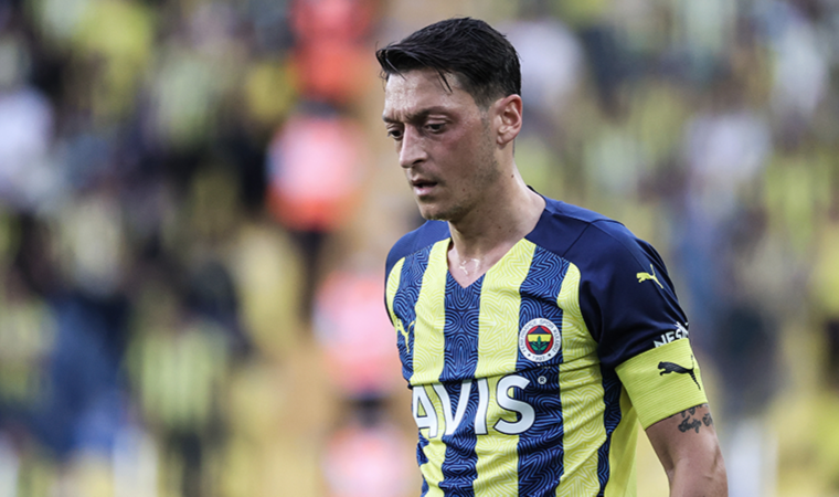 Fenerbahçe Teknik Direktörü Vitor Pereira, açıklamalarda bulundu
