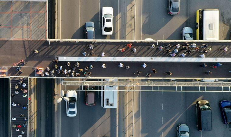 İstanbul trafiğinde son durum: Perşembe sabahı trafik durdu!
