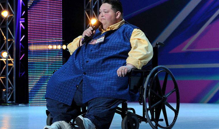 X Factor yarışmacısı Freddie Combs yaşamını yitirdi