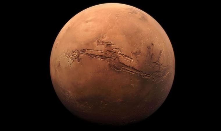 NASA, Mars'taki kraterlerin sırrını çözdü