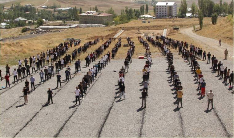 Güvenlik korucusu olmak için yarıştılar