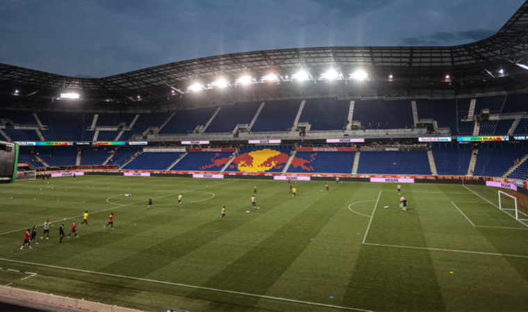 Red Bull Salzburg, Türkiye'nin en çok şampiyon olan takımı Fenerbahçe dedi