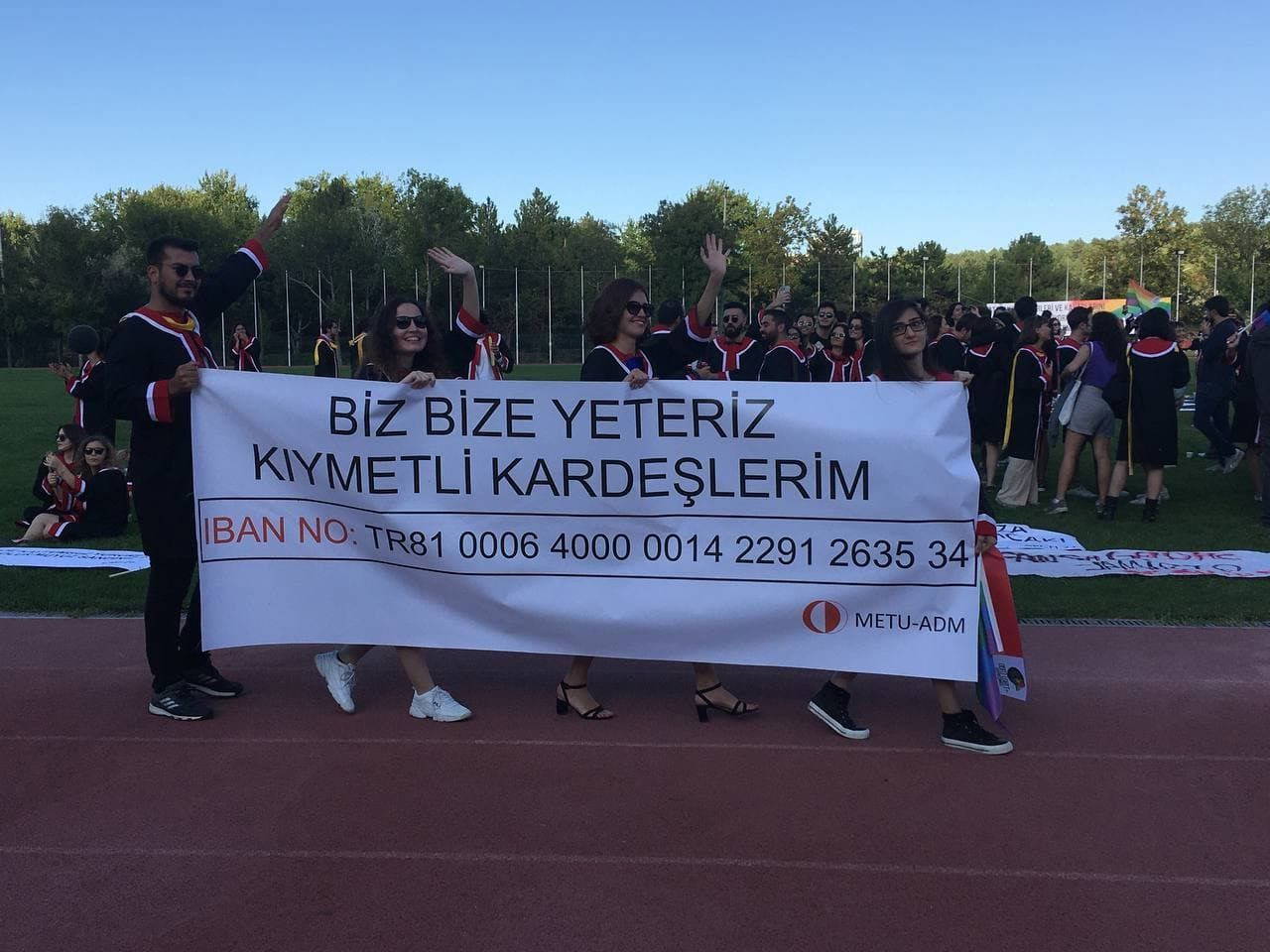 ODTÜ mezuniyet törenine pankartlar damga vurdu!