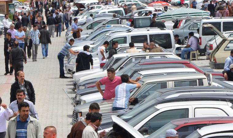 İkinci el otomobil piyasası hareketlendi: İşte yıl sonuna kadar beklenen zam oranı