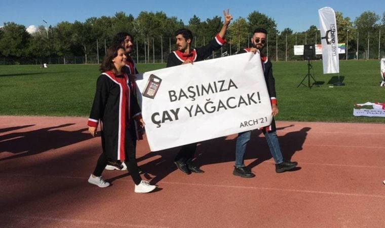 ODTÜ mezuniyet törenine pankartlar damga vurdu!
