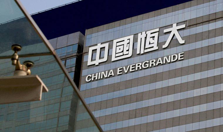 Dünyayı korkutan iflas: 'Evergrande batmayacak kadar büyük değil'