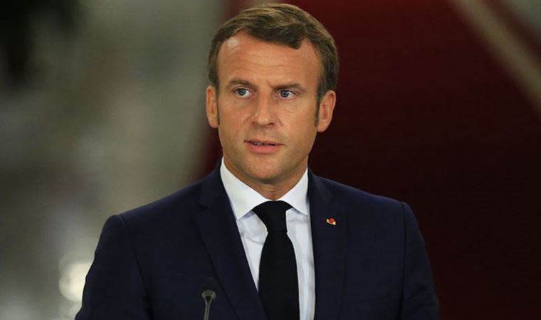 Emmanuel Macron, Harkilerden özür diledi