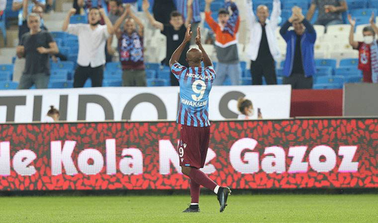 Trabzonsporlular Nwakaeme'nin takımda kalması için kampanya başlattı