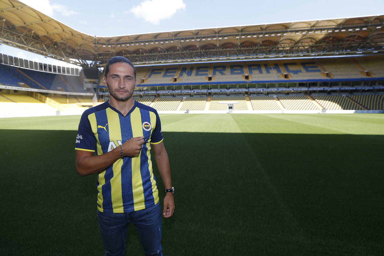Miguel Crespo, Fenerbahçe formasıyla ilk kez sahaya çıktı