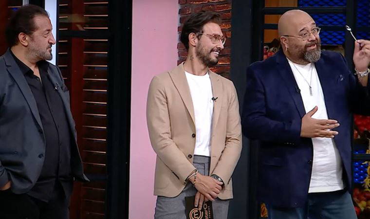 MasterChef 2021’de bir ilk: Ünlü şef kaşık attı