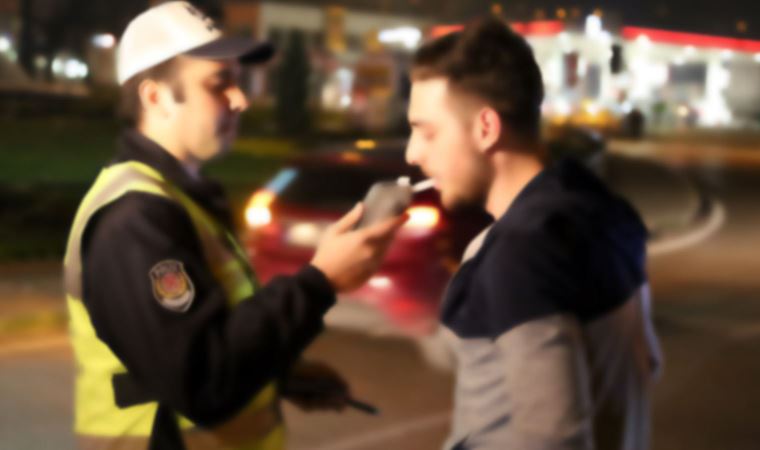 Yargıtay'dan koronavirüs nedeniyle alkolmetreyi üflemek istemeyen sürücüye iyi haber