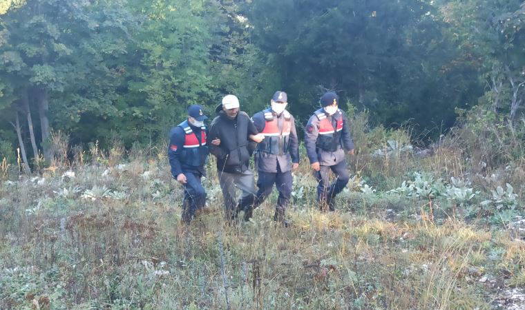 Mantar toplarken kayboldu, bitkin halde bulundu