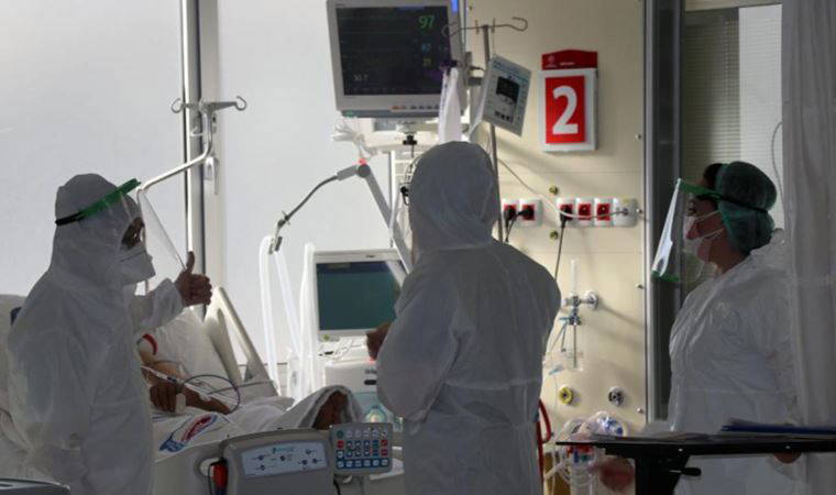 Bilim Kurulu üyesi Turan: Korkunç akciğer tablolarıyla karşılaşıyoruz