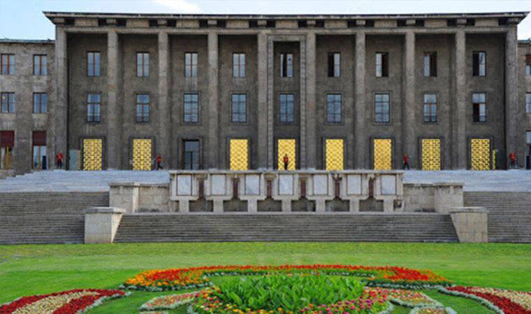 Güçlendirilmiş Parlamenter Sistem toplantısı artık TBMM'de yapılacak