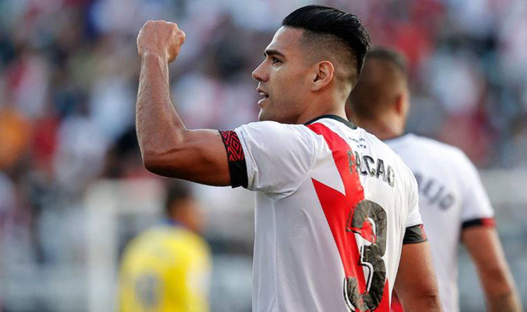 Radamel Falcao, Rayo Vallecano ile üç maçta üç gol kaydetti