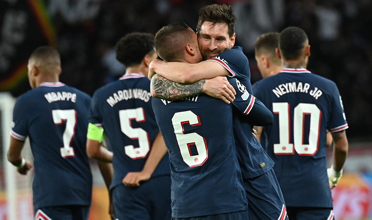 Lionel Messi'nin barajın altına yatması gündem oldu