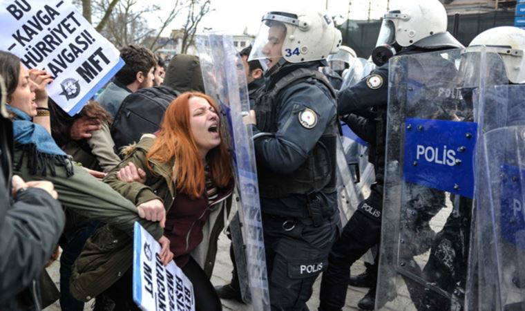 Protesto hakkını kullanan öğrenciler yurttan atıldı, bursları kesildi