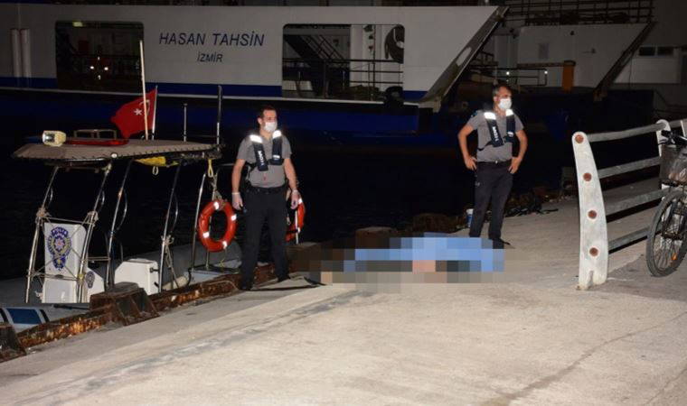 İzmir'de denizde erkek cesedi bulundu (04.09.2021)