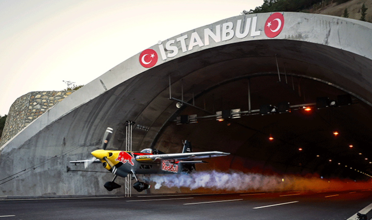 Red Bull sporcusu Dario Costa'nın tünel geçişi Guinness Rekorlar Kitabı’na girdi