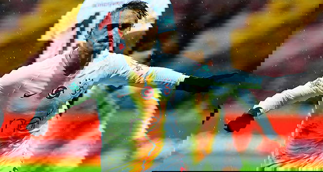 Galatasaray, transfer döneminde 16 futbolcu ile yollarını ayırdı