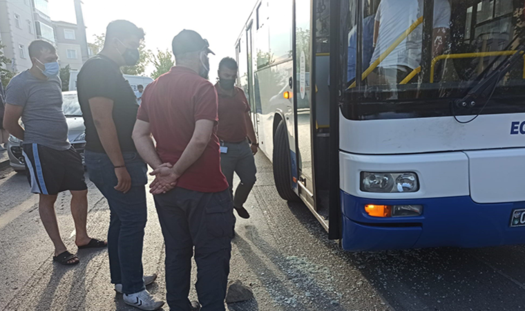 Otobüste bayılan yolcuyu hastaneye yetiştiren şoför silahlı saldırıya uğradı