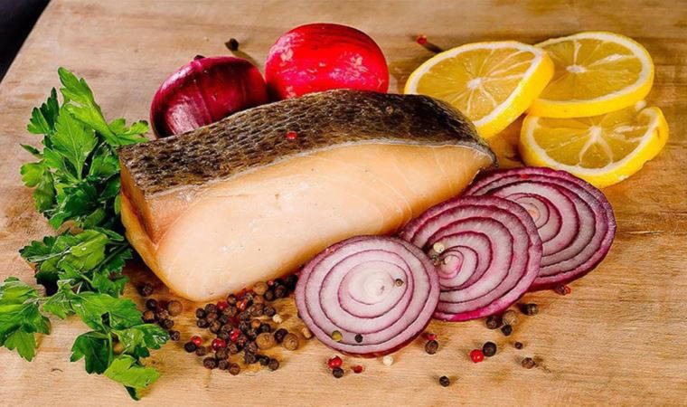Mevsim geçişlerinde B12 vitamini içeren besinler önemli